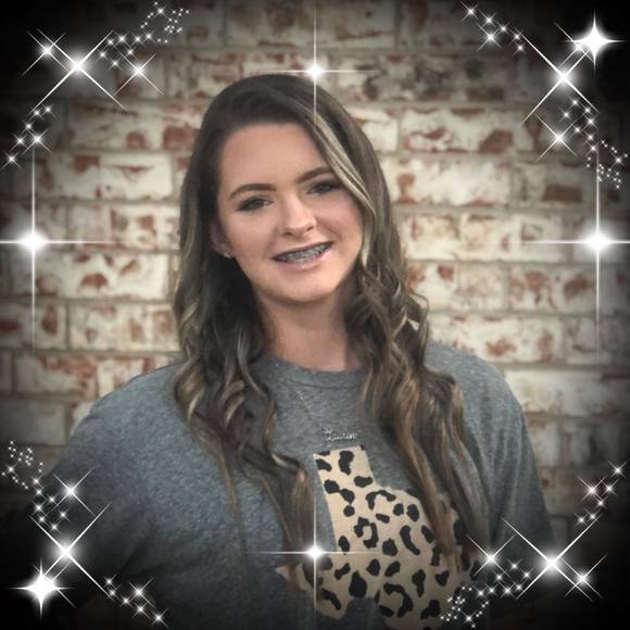 Meet your Posher, Heather - Picture 1 of 1
